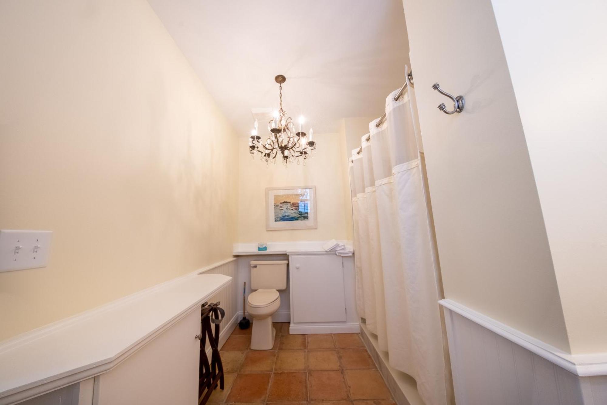 The Edenton Collection-The Granville Queen Inn Room photo